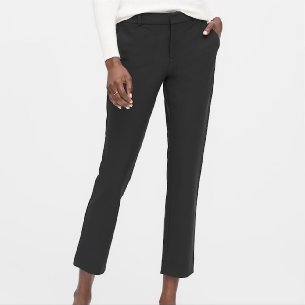 Banana Republic Ryan packable crop pants size 6 navy